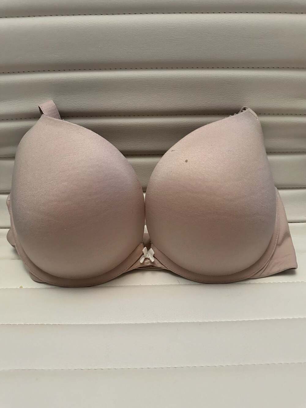 Torrid 38C Push-Up Plunge Bra Beige Nude Smooth